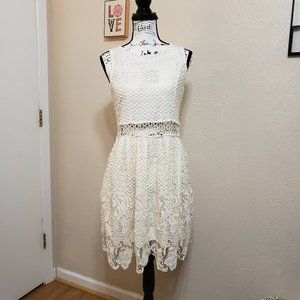 Cream Lace Dress by Romeo & Juliet Couture Size L